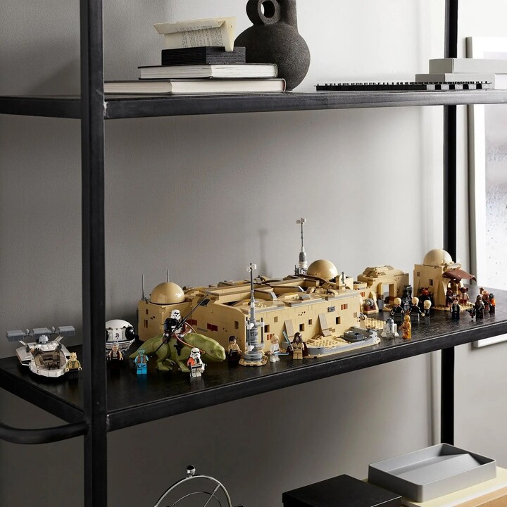 LEGO Star Wars 75290 Кантина Mos Eisley