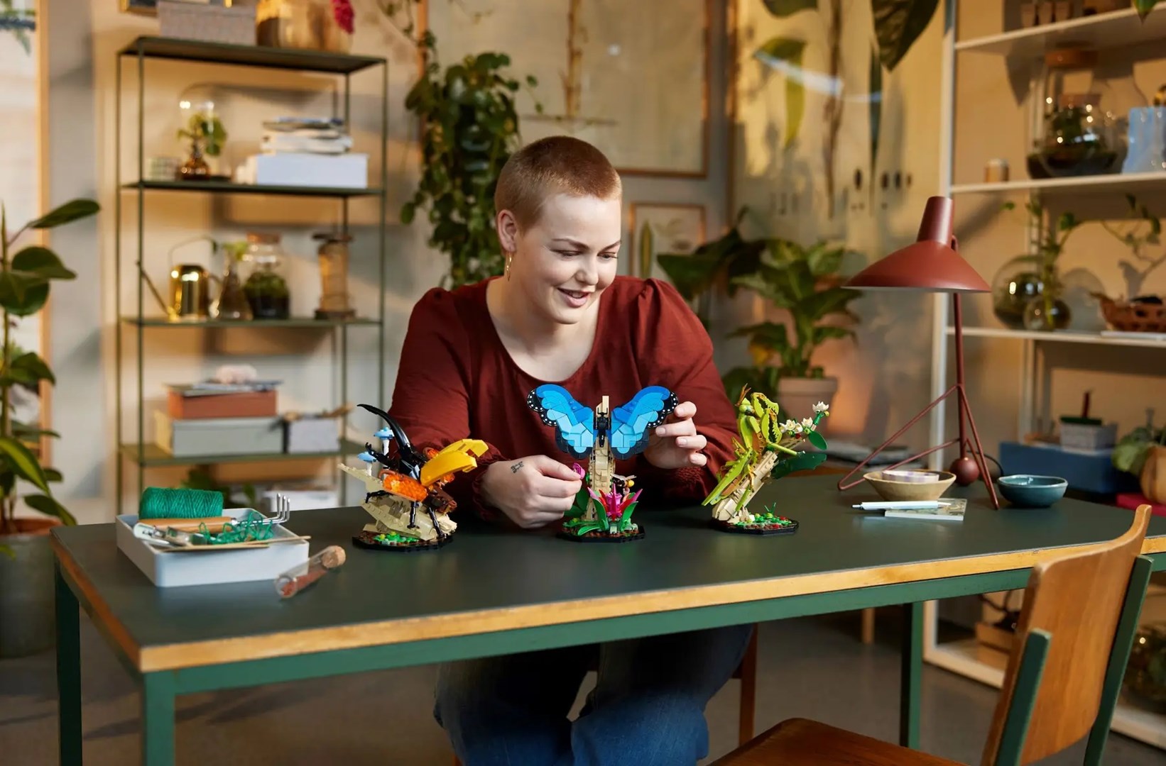 Set LEGO Ideas Insect Collection 21342, modele dekorative, për të rritur dhe fëmijë