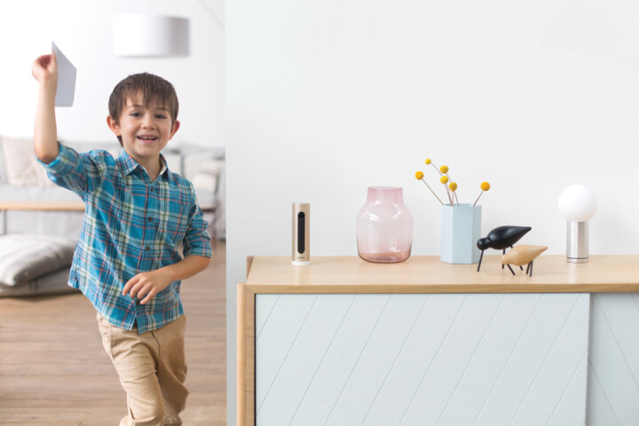 Sistem me WiFi për mbikqyrje, e artë/ e bardhë