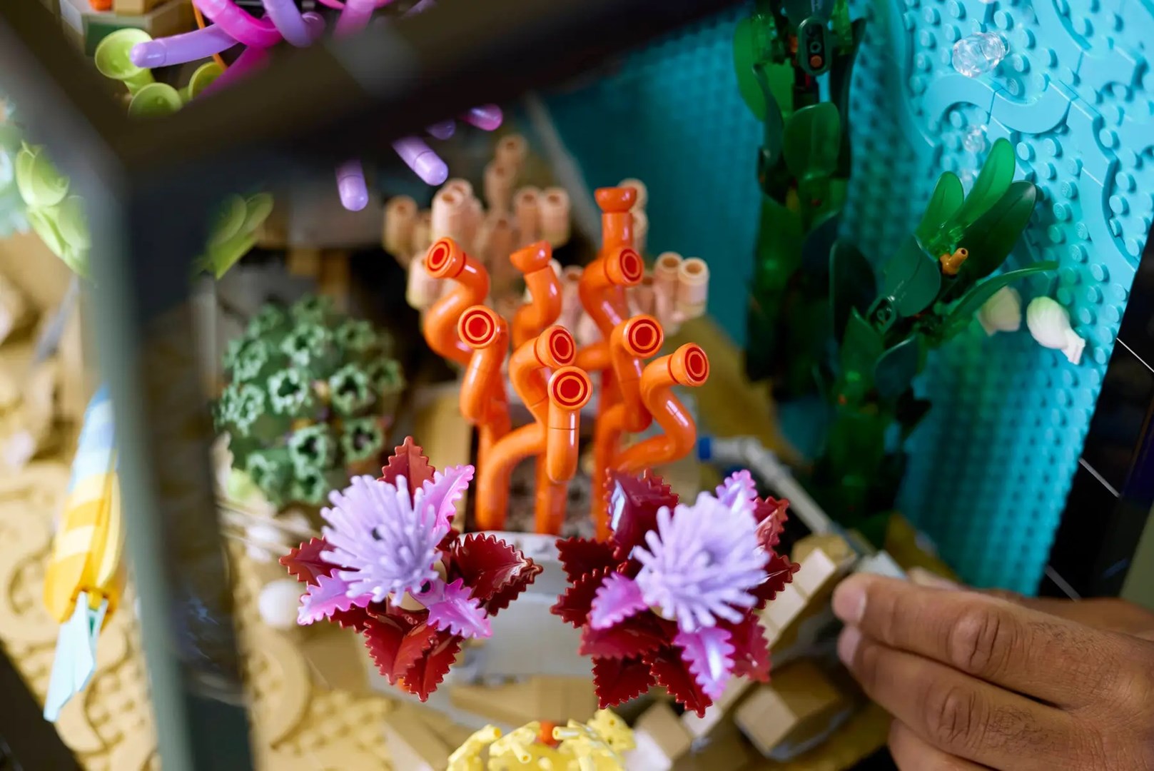 Set ndërtimi dekorativ Tropical Aquarium, model akuarium tropikal, shumëngjyrësh