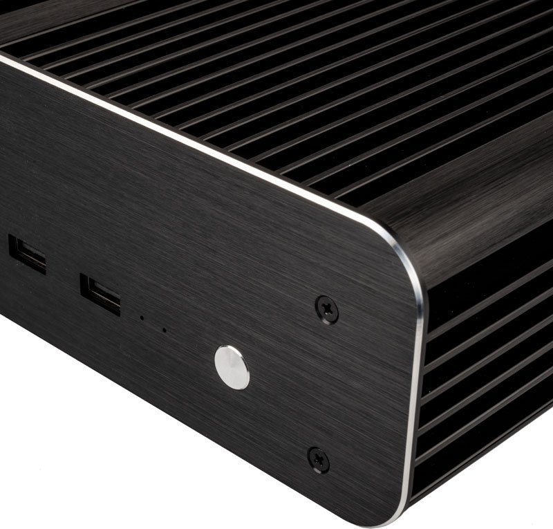 Kasë Akasa Euler XT, HTPC