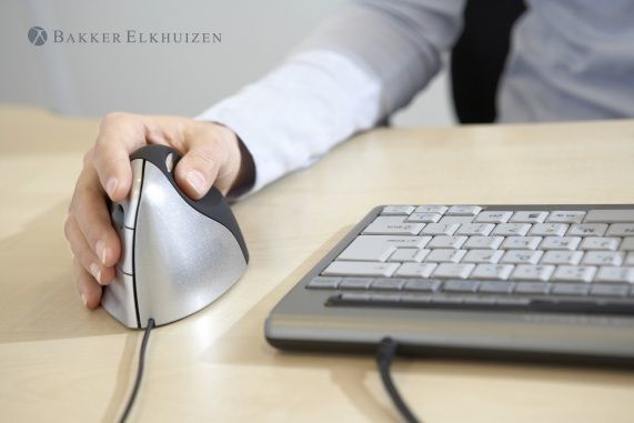 Maus BakkerElkhuizen Evoluent, me kabllo, USB, i zi dhe i argjendtë