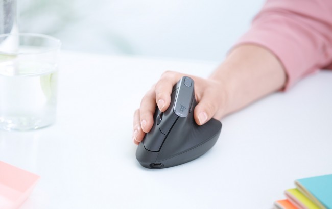 Maus Logitech MX Vertical, i zi