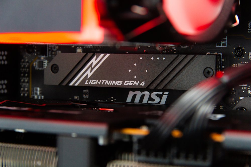 Kompjuter HAL3000 Alfa Gamer Pro XT, AMD Ryzen 7 7800X3D, 32GB RAM DDR5, 2TB PCIe4 SSD, AMD RX 9070 XT, i zi