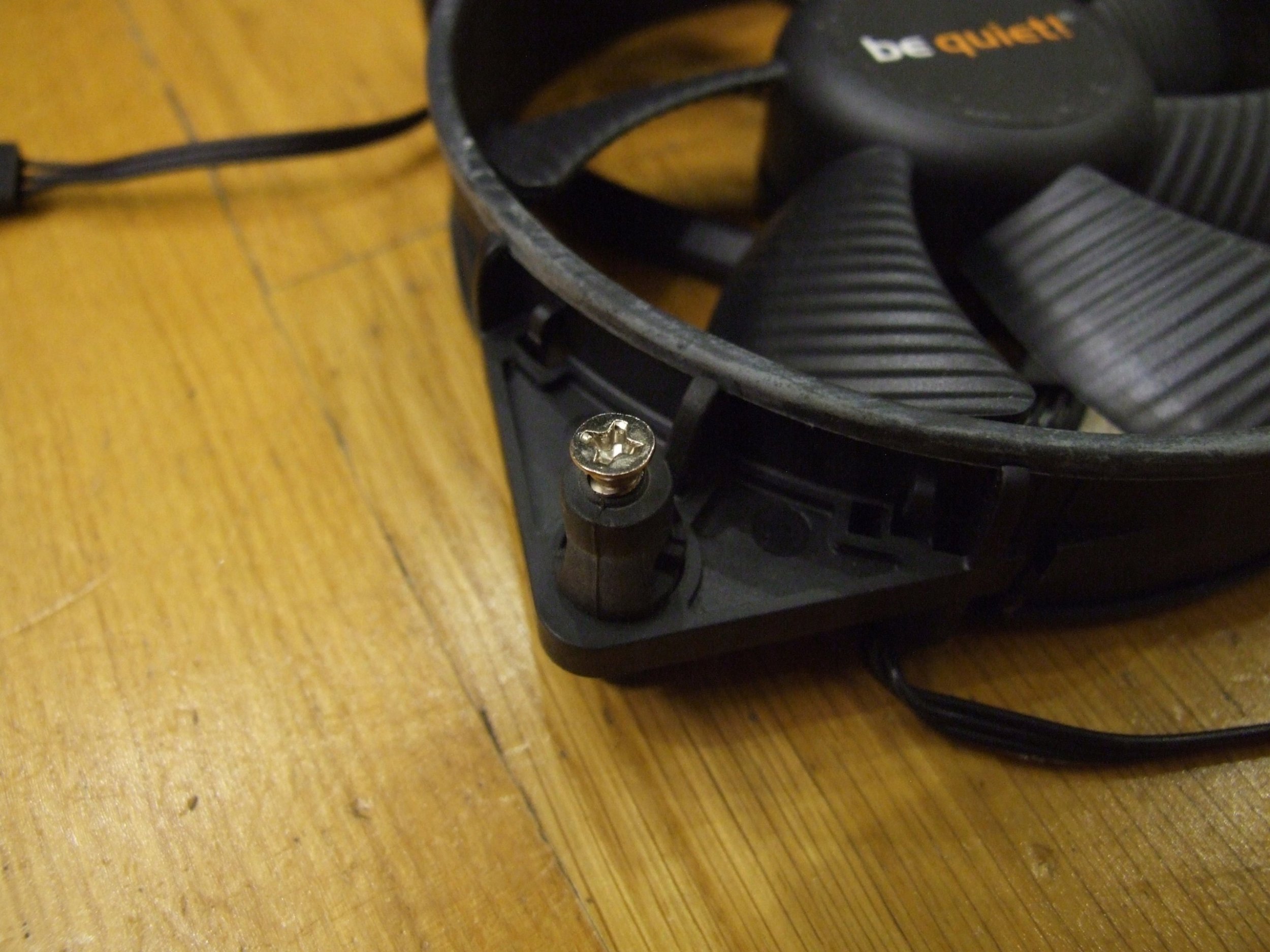 Portë mbushëse Alphacool Apex, lidhje G1/4", bronz, e zezë