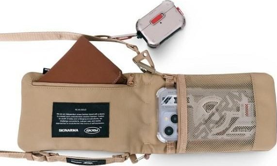 Çantë pentru telefon Skinarma Juno, najlon i papërshkueshëm nga uji, me rrip shpatulle, ngjyrë khaki