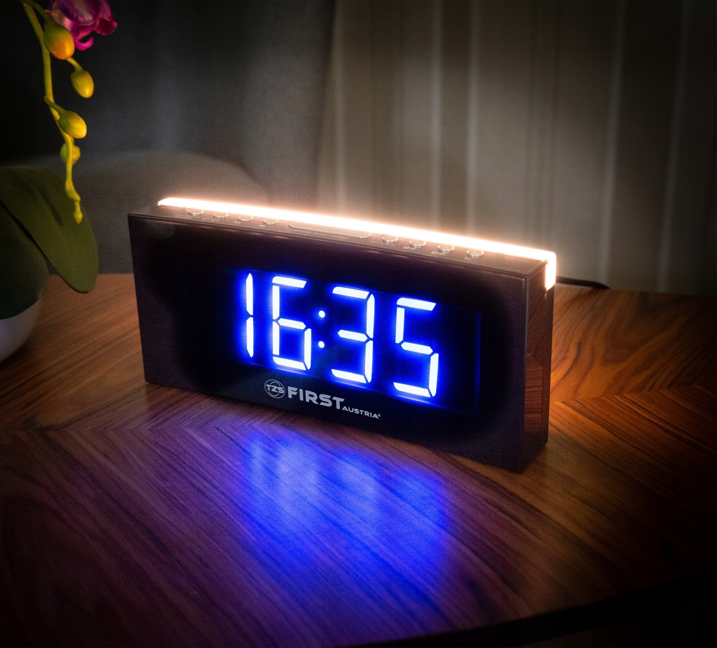 Radio me alarm First Austria 2420-4, projektor 180°, ekran LED, i zi
