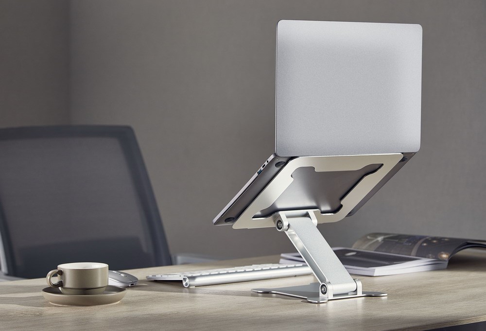 Standi për laptop Gembird, deri 15.6", alumin, ngjyrë argjendi