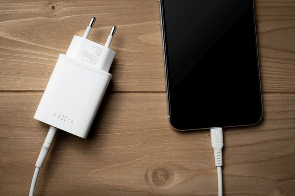 Karikues FIXED USB-C, PD, 30W, USB-C + USB-A,  i bardhë