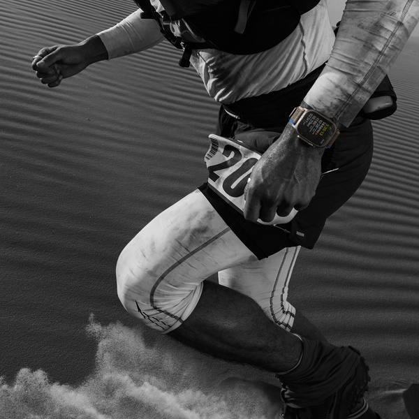 Apple Watch Ultra Cellular 49mm, Titanium Case me Yellow Ocean Band