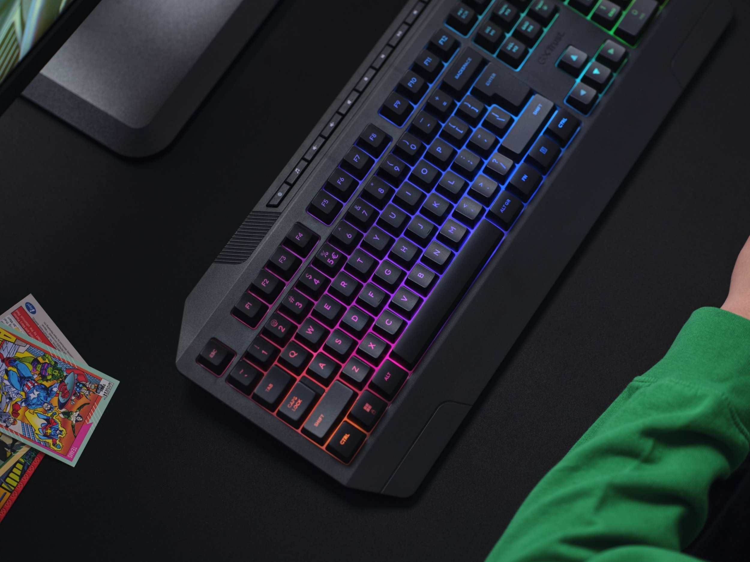 Tastierë gaming Trust GXT 836 Evocx, RGB, me kabllo, e zezë