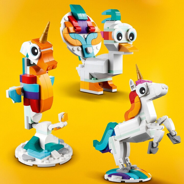 Set LEGO® Creator 31140 Magical Unicorn, 145 pjesë