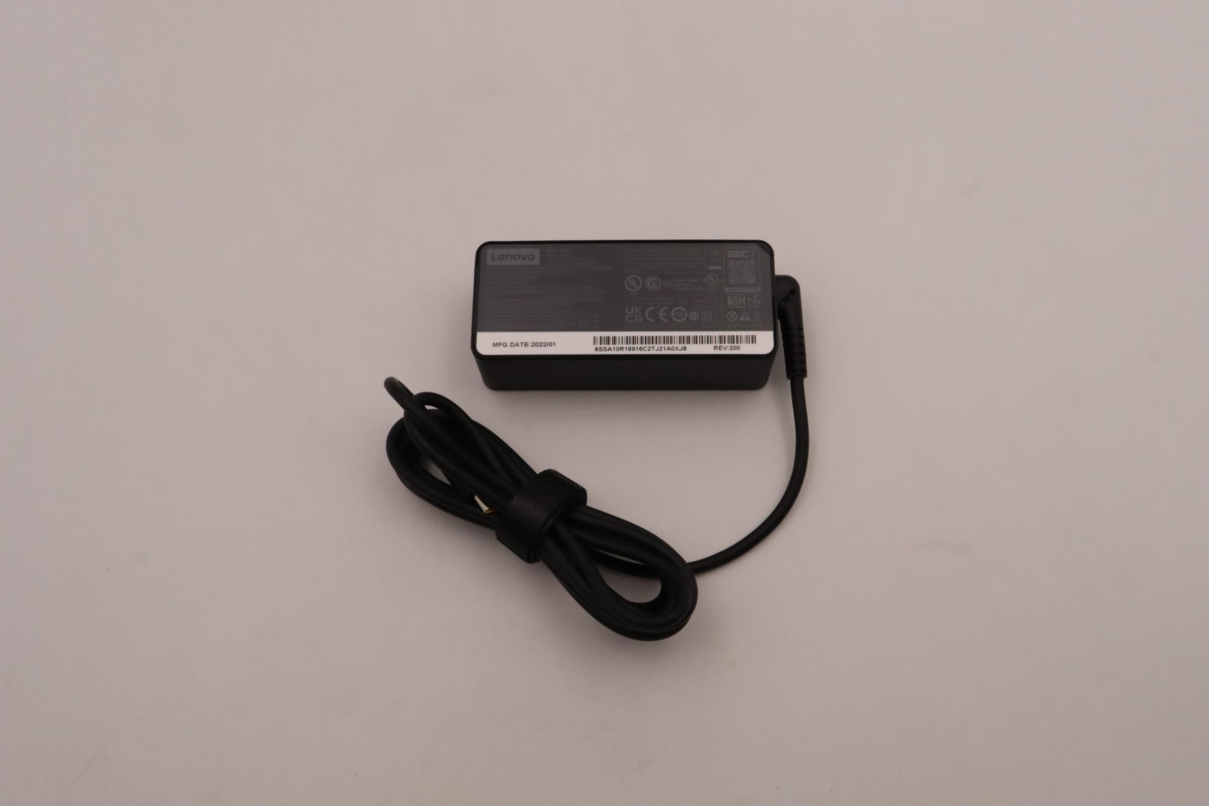 Adapter karikues Lenovo 5A10W86249, 45W, për laptop, i zi
