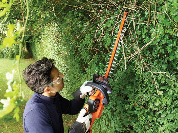 Gërshërë shkurresh Black+Decker GTC18452PC-QW, 45 cm, 18V, portokalli e zezë