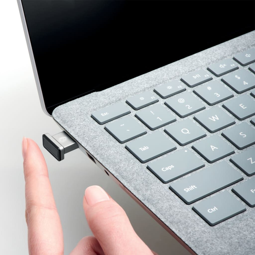 Lexues shenjash gishtërinjsh Kensington VeriMark IT, USB, Windows Hello, i zi