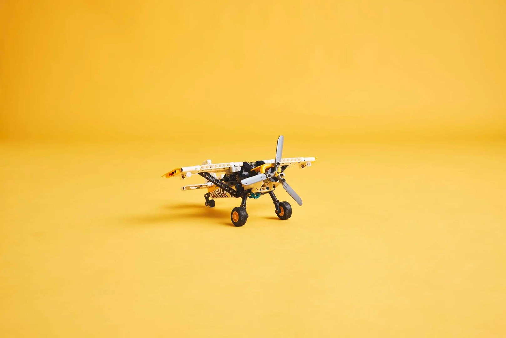 Lodër ndërtimi LEGO Technic 42198 Plane for Hard to Reach Areas, aeroplan, shumëngjyrësh