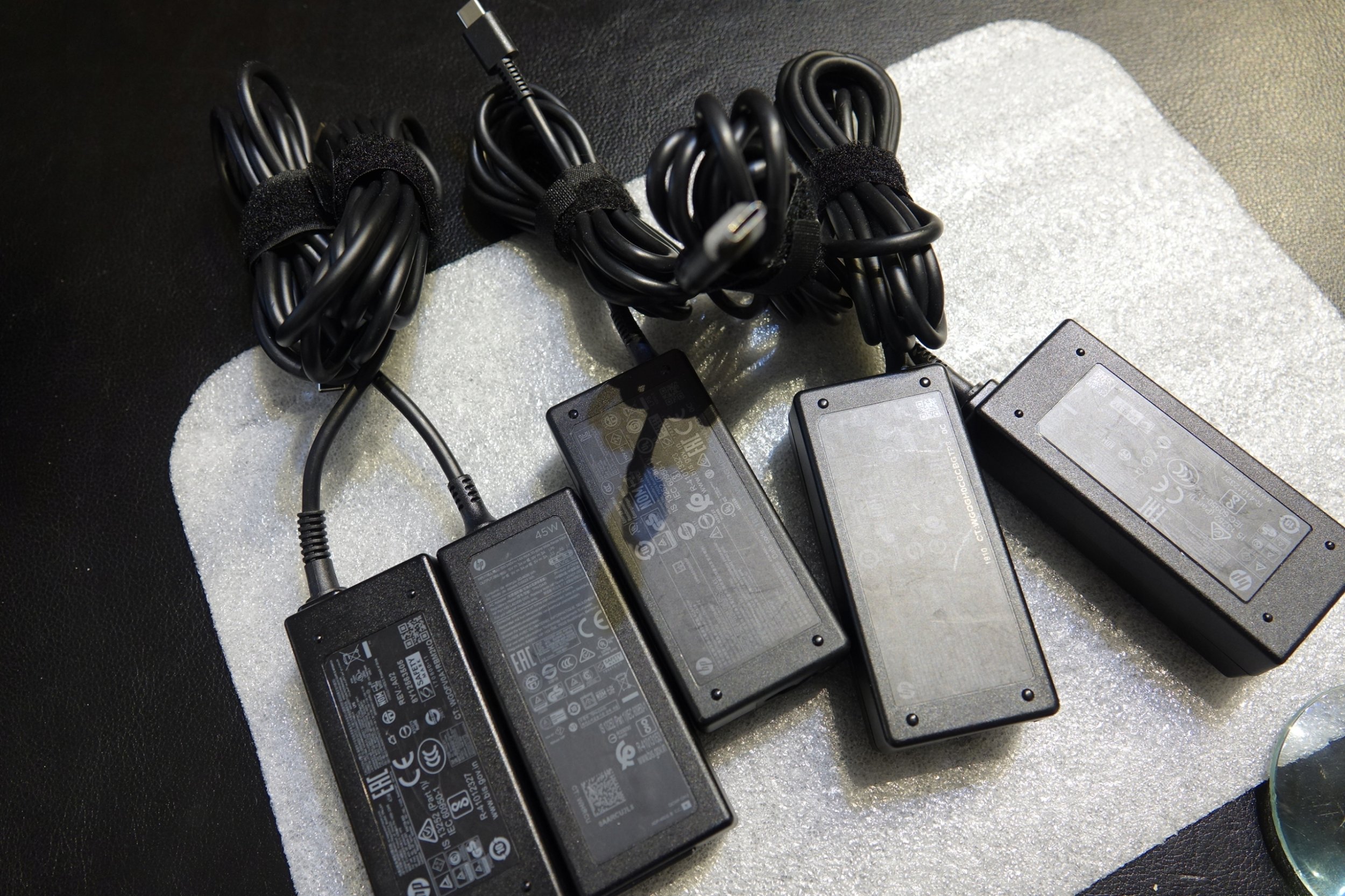 Karikues HP 45W USB C AC Adapter, origjinal, i zi