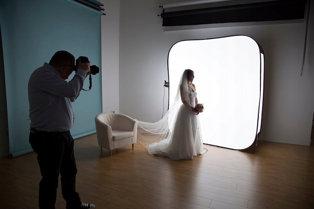 Sfond fotografik Manfrotto HiLite 8x7ft, i bardhë, palosës