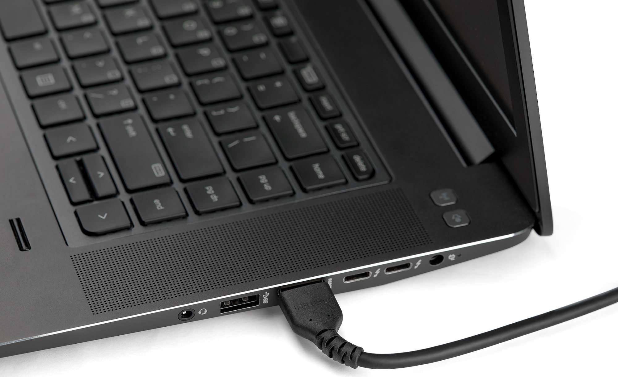 Kabllo HDMI StarTech.com Slim, 1.5m, 4K 60Hz HDR, e zezë