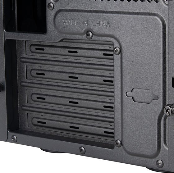 Kasë SilverStone Fara 313, Midi Tower