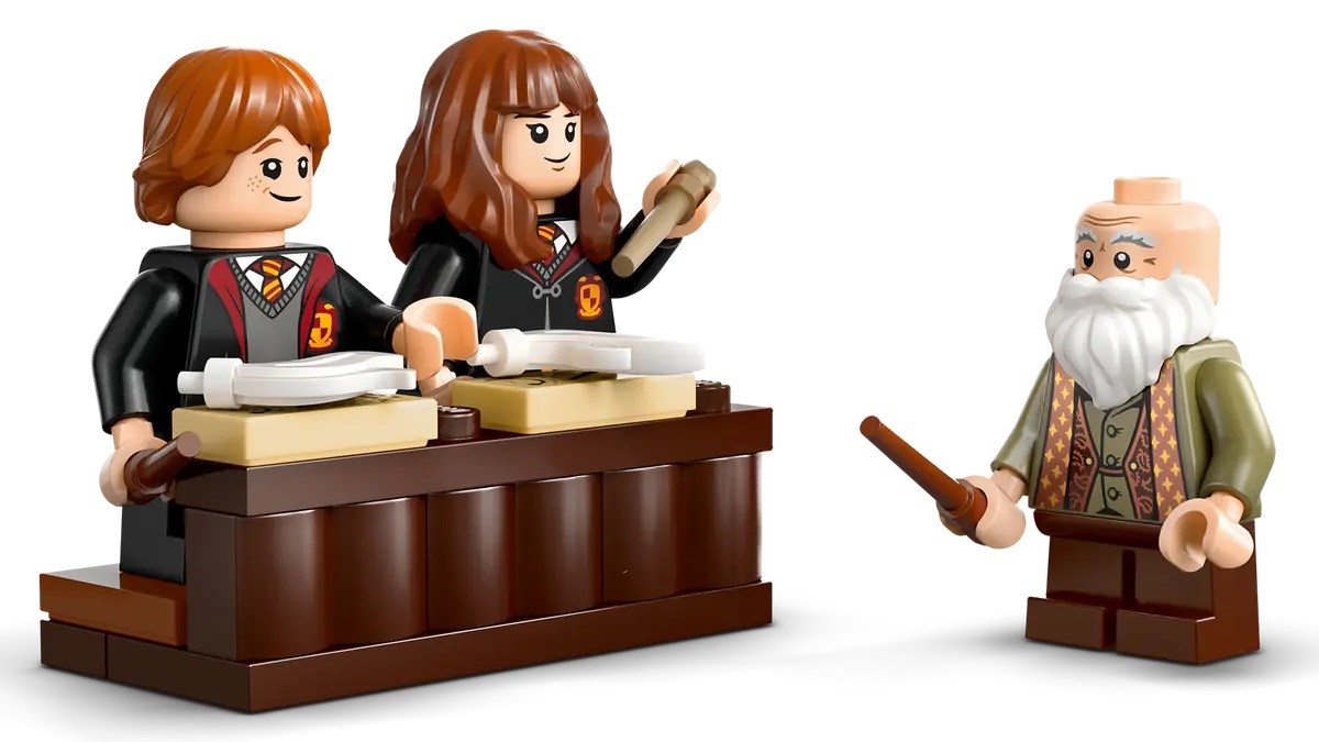 Lodër ndërtimi LEGO Harry Potter 76442 Hogwarts Castle Charms Class, playset, shumëngjyrësh