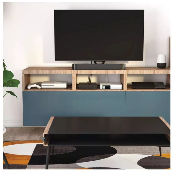 Mbrojtës për shkarkesa elektrike Legrand, 8 priza, 2m, i zi