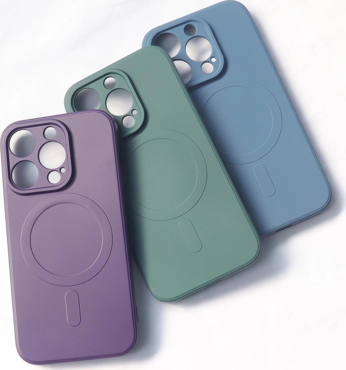 Mbulesë silikoni për telefon MagSafe, për iPhone 15 Plus, silikon, vjollcë