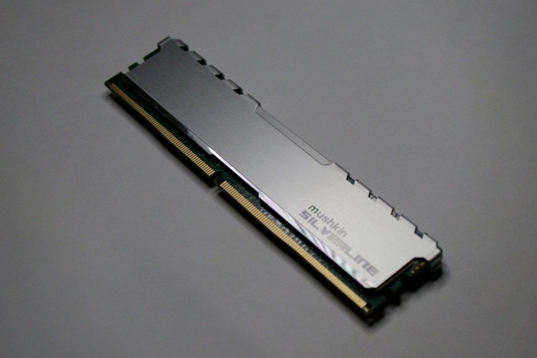 Memorie Mushkin Silverline, DDR4, 32 GB, 2400 MHz, CL17, MSL4U240HF16GX2