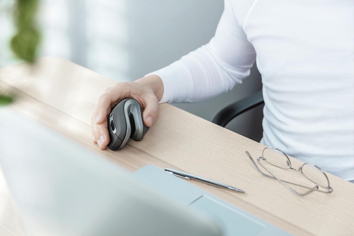 Maus wireless Trust Verro 23507, ergonomik vertikal, i zi