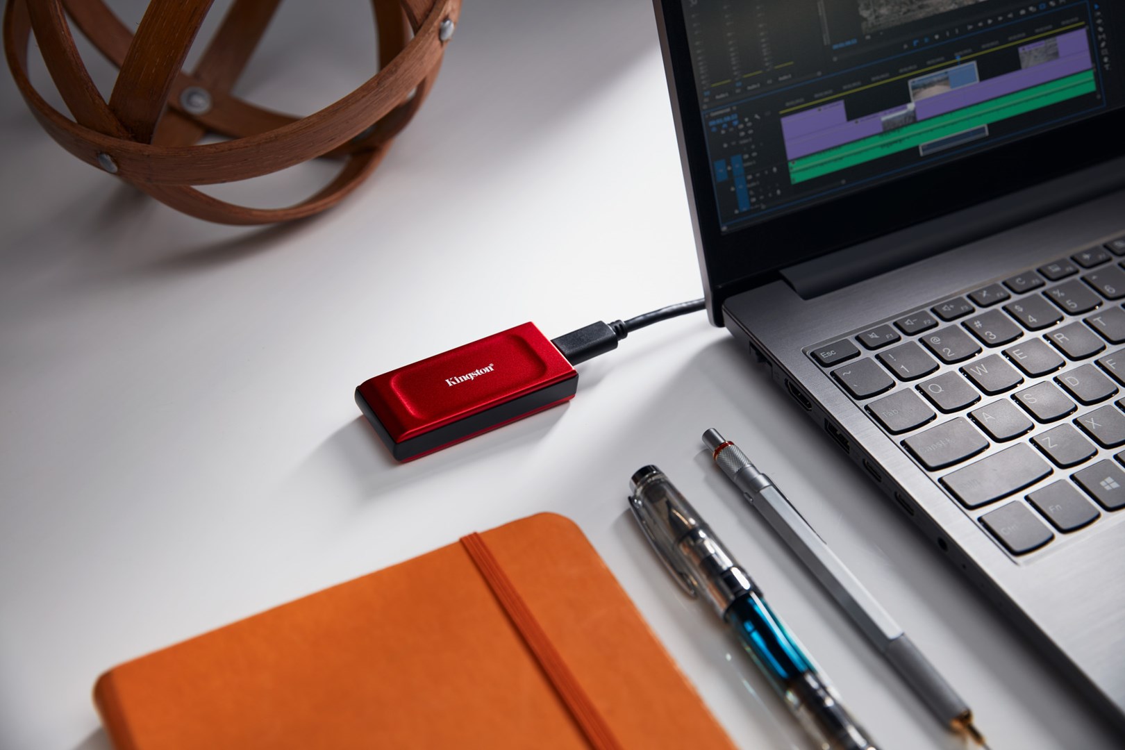 SSD i jashtëm Kingston SXS1000R, 2TB, 2.5"