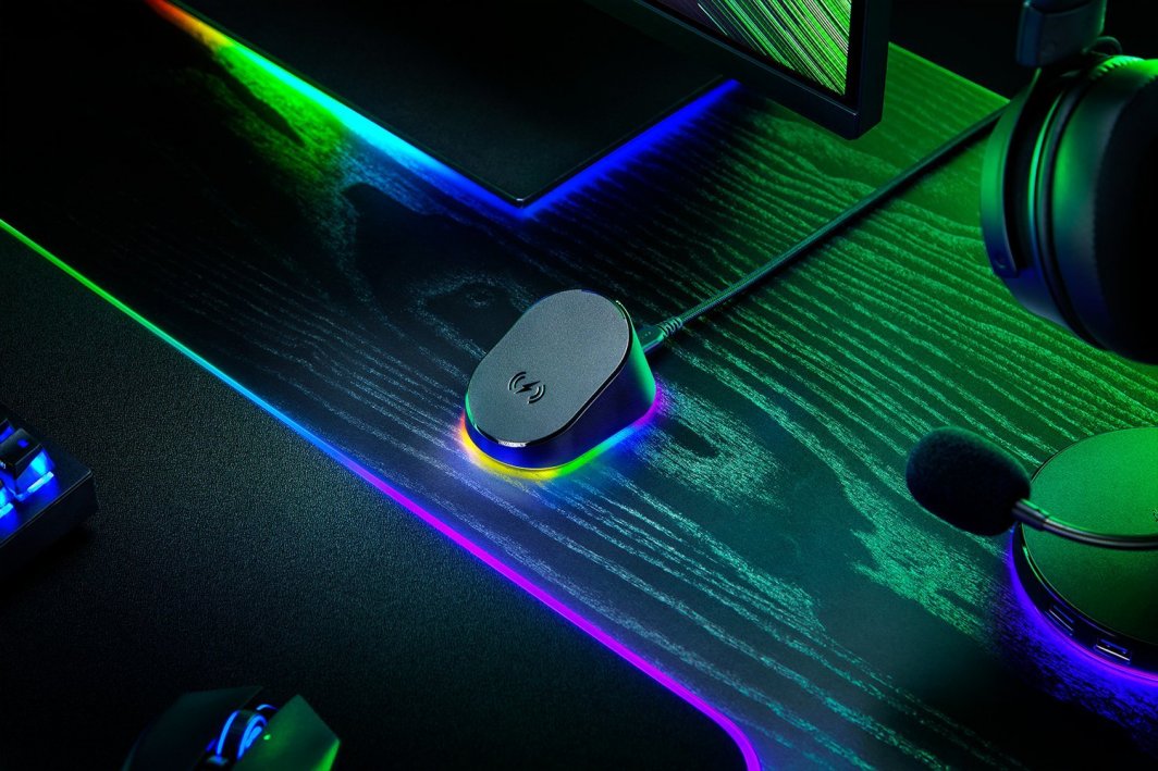 Maus Razer Dock Pro + stacion karikimi Wireless RGB, USB