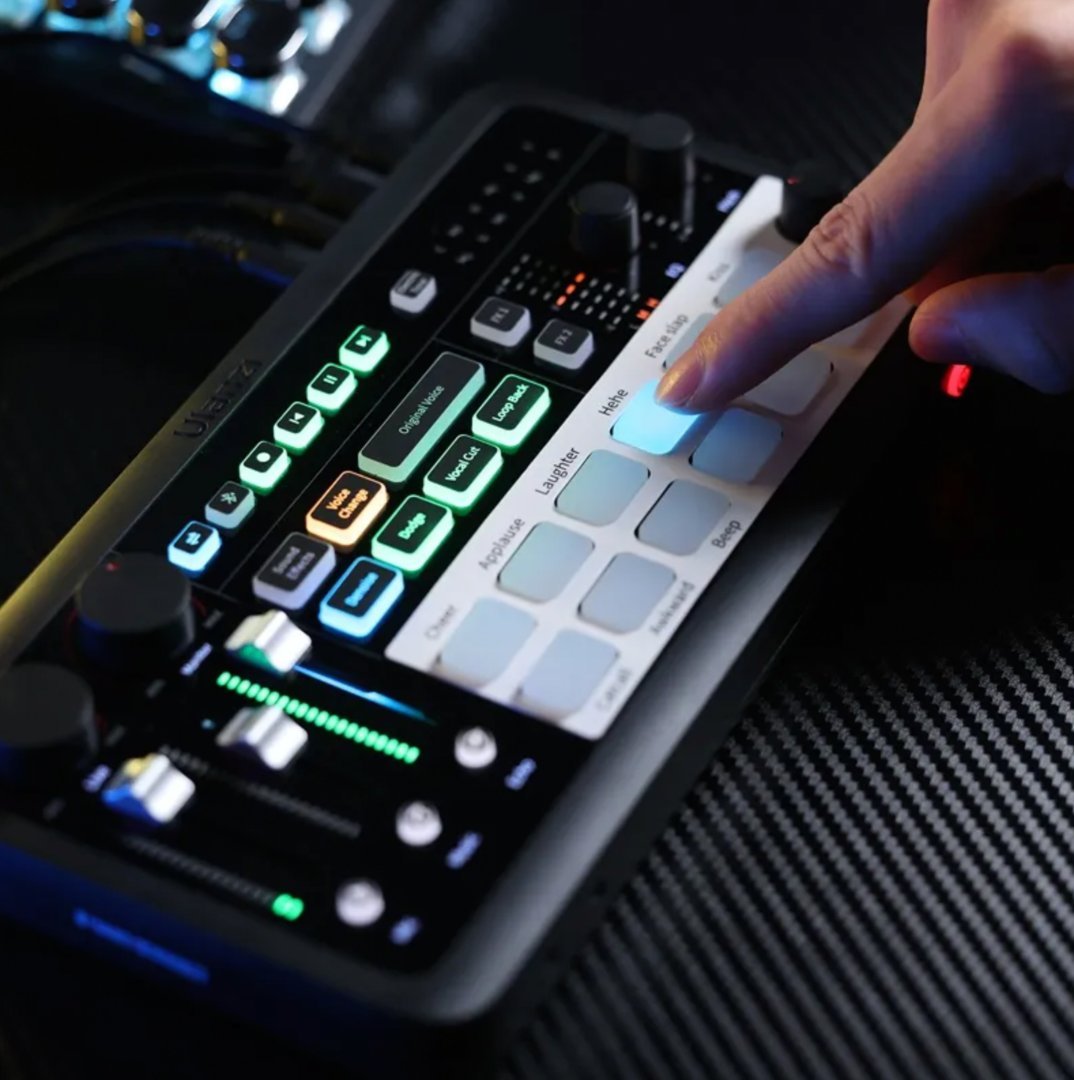 Audio interfejs Ulanzi Ucaster AX01, DSP, 48V phantom, i zi