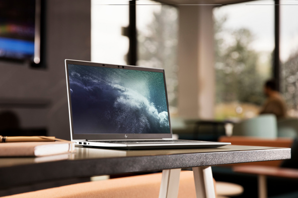 Laptop HP EliteBook 840 Aero G8, 14", 32 GB RAM, 512 GB SSD, Intel® Core™ i7, Intel Iris Xe Graphics, i argjendtë