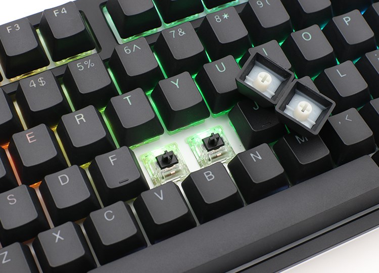 Tastierë Ducky One 2, Full-size, Cherry MX Black, RGB, e zezë