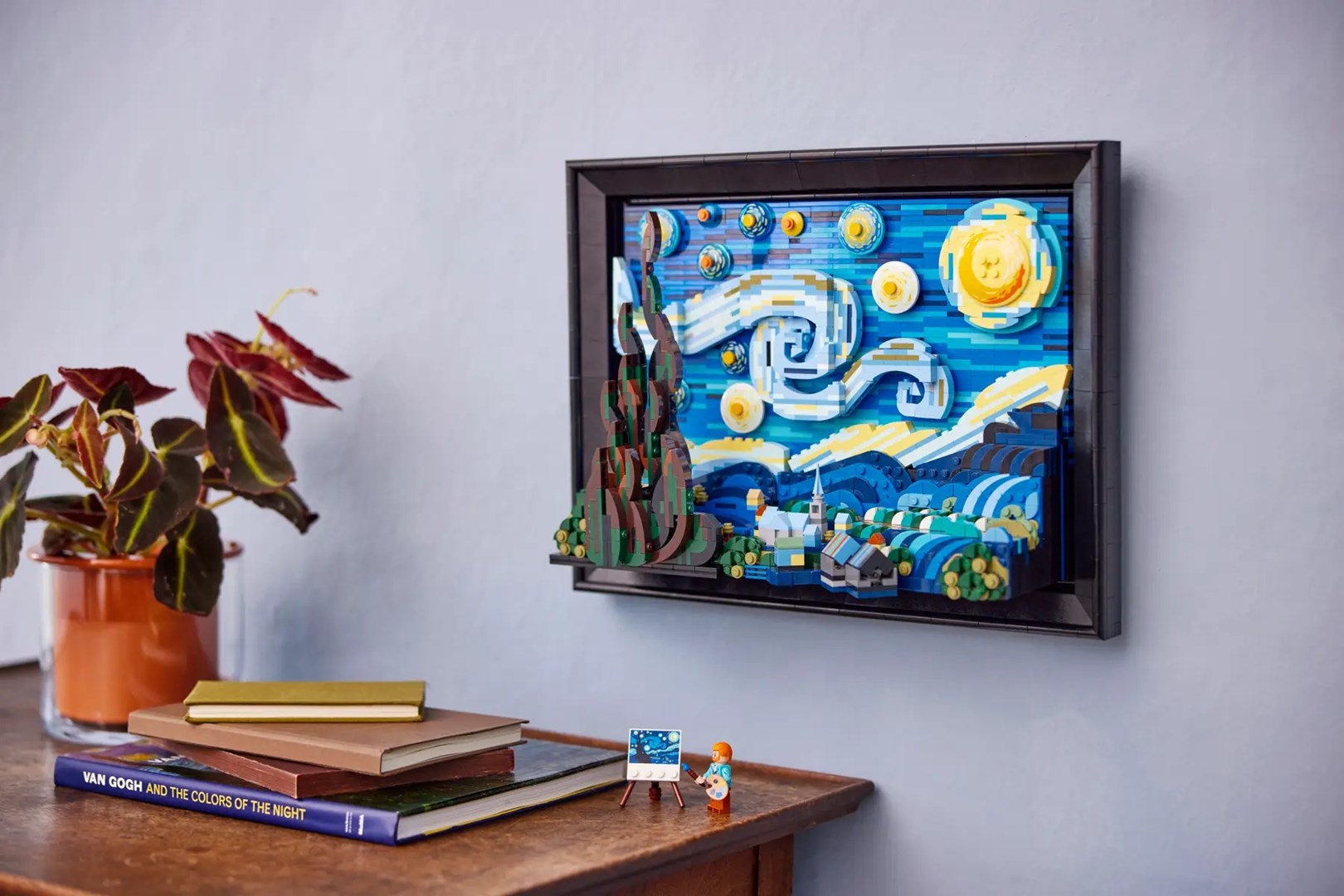 Set LEGO Ideas The Starry Night 21333, dekor muror, minifigura Vincent van Gogh, shumëngjyrësh