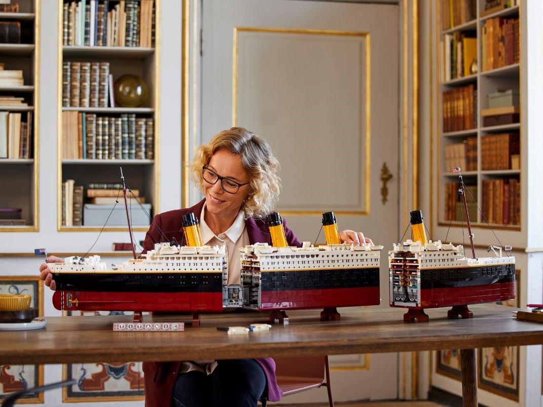 Set LEGO Icons Titanic 10294, model koleksionues, mbi 9000 pjesë, shumëngjyrësh