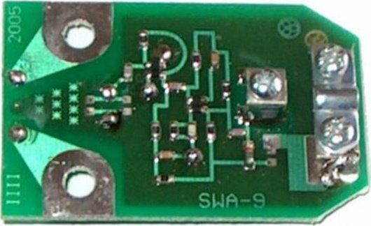 Pllakë amplifikuese antene TV DVB T, model SWA9, përforcim i lartë, e gjelbër