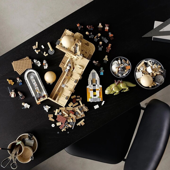 LEGO Star Wars 75290 Кантина Mos Eisley