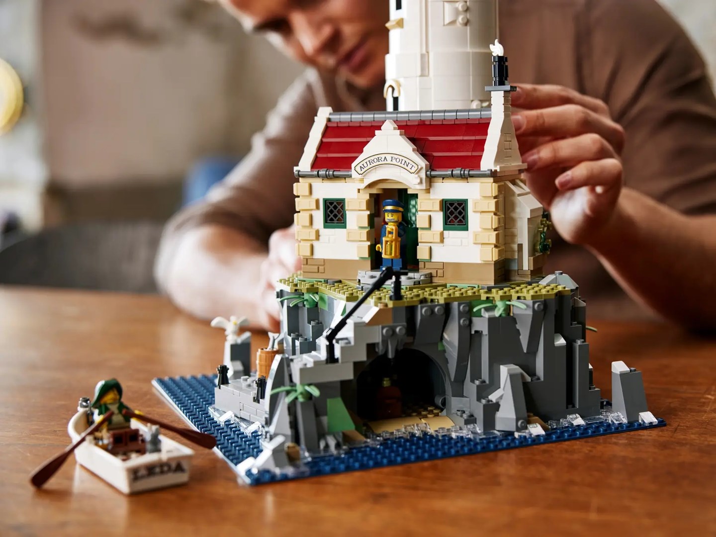 Set ndërtimi LEGO Ideas Motorized Lighthouse 21335, motor i motorizuar, mbi 2000 pjesë, shumëngjyrësh