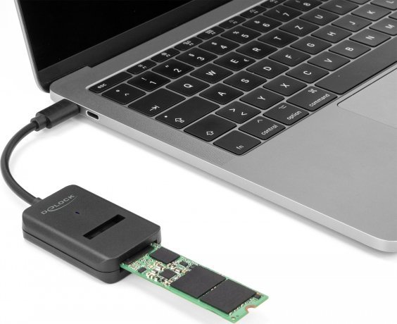 Konvertues SSD DeLOCK Combo, për M.2 NVMe PCIe ose SATA, USB Type C, i zi