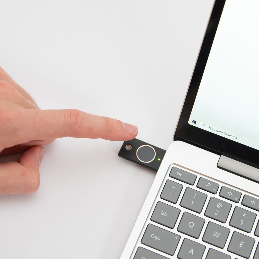 Çelës sigurie Yubico YubiKey C Bio, USB C, autentikim biometrik, i zi