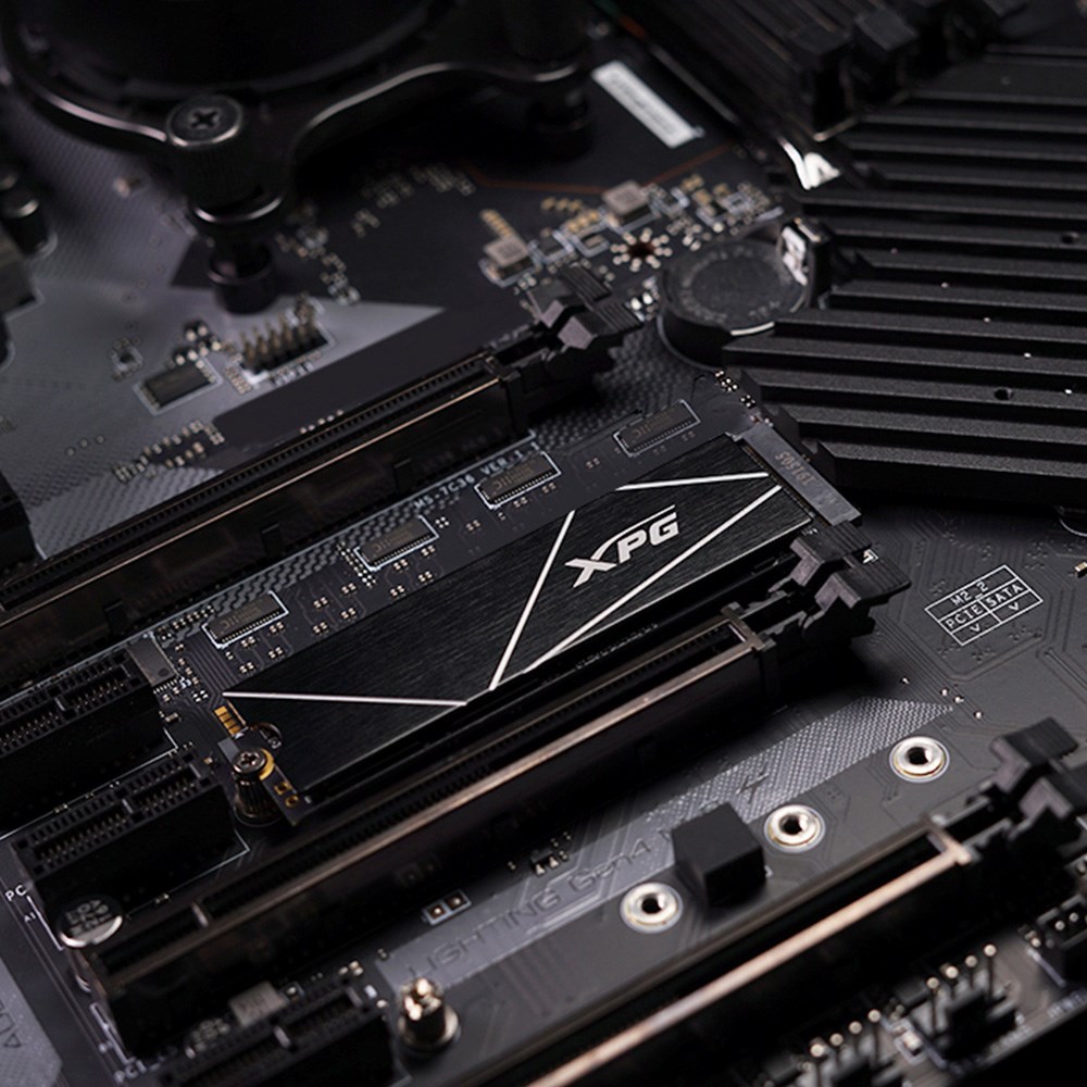 SSD i brendshëm A-DATA XPG GAMMIX S70 BLADE, 8TB, PCIe 4x4, e zezë