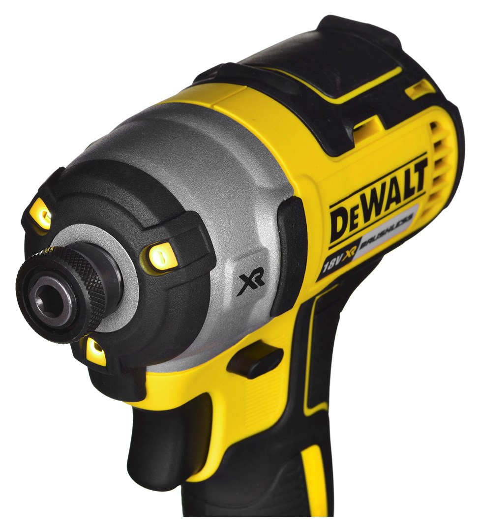 Set veglash pa kabllo Dewalt DCK266P2T QW, 18V, 2x 5.0Ah, i verdhë