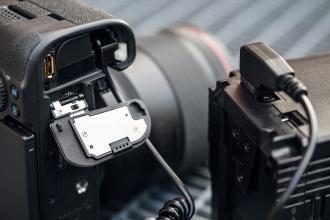 Adapter furnizimi Newell D-Tap për Sony NP-FW50, kabëll spiral 1m, i zi