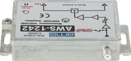 Amplifikator antene AMS AWS-1242, 1 hyrje 2 dalje, 87–790 MHz, gri