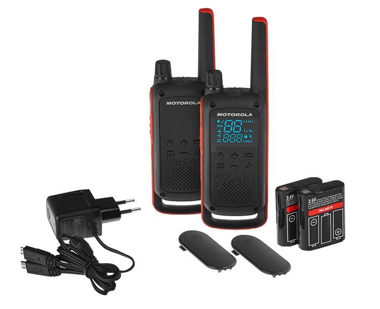 Radiolidhje Motorola TLKR T82, diapazon deri 10 km, 2 copë, e zezë