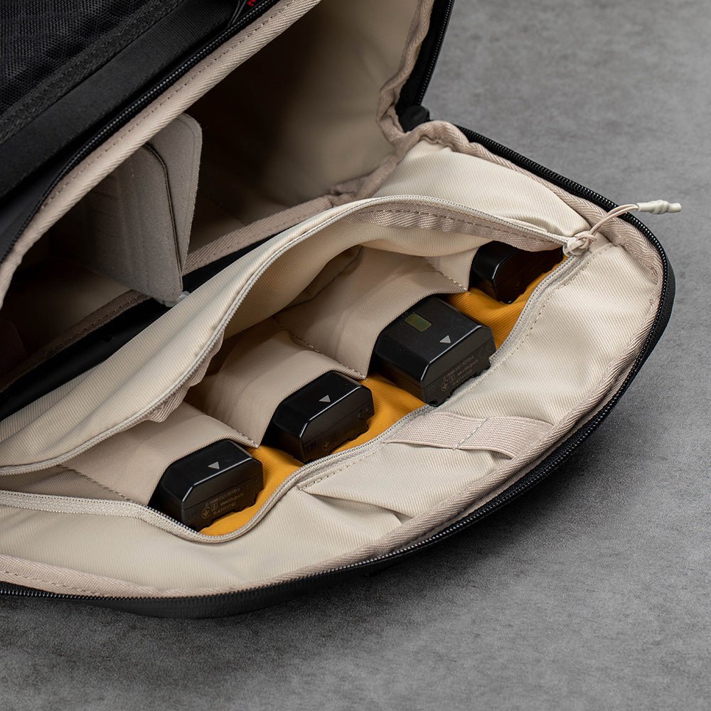 Çantë shpine PGYTECH OneGo Air Backpack 25, 25L, për aparat fotografik dhe laptop, e zezë