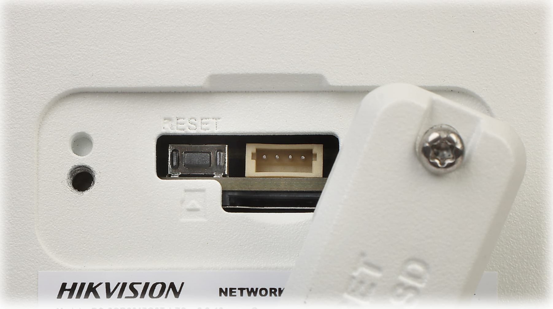 Kamerë sigurie Hikvision DS-2CD2687G2HT-LIZS, lente 2.8-12mm, për ambiente të jashtme, e bardhë