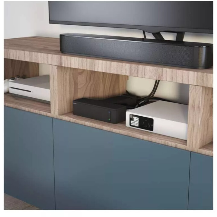 Mbrojtës për shkarkesa elektrike Legrand, 8 priza, 2m, i zi