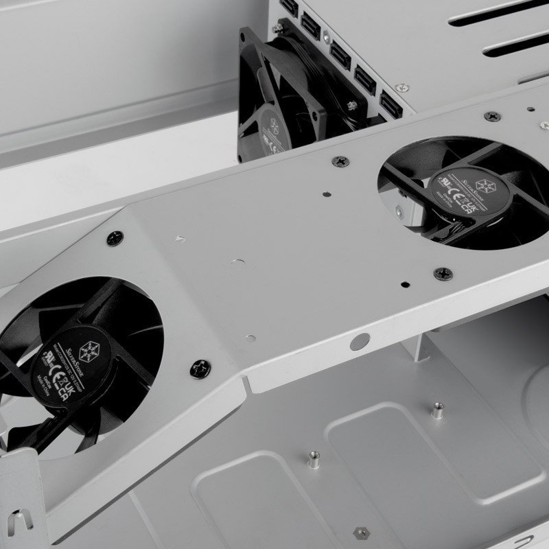 Kasë SilverStone CS351, Desktop